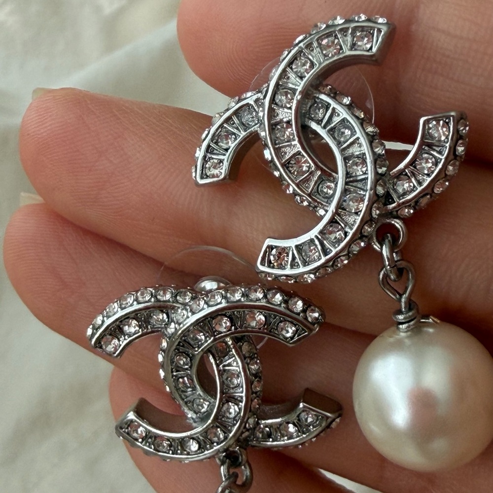 CHANEL Silver Crystal CC Logo Drop Earrings with White Pearls - Picture 6 of 13